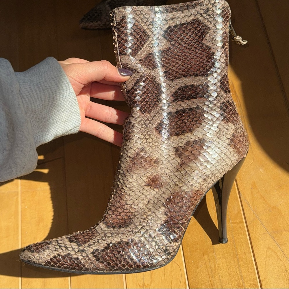 Stuart Wietzman boots - Picture 15 of 16